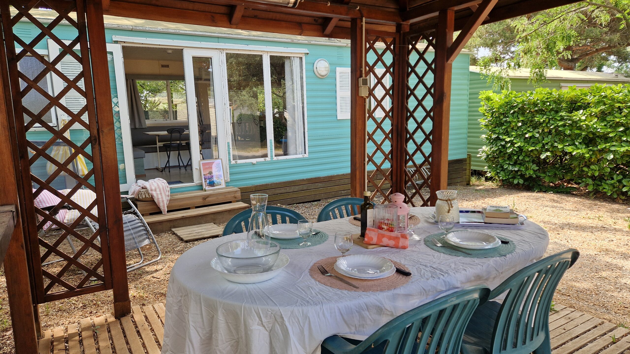 retro air-conditioned cottage